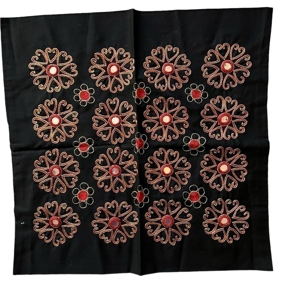 Black Red Mirror-Inlaid Accent Cushion Cover with Embroidery - Picture 2 of 4